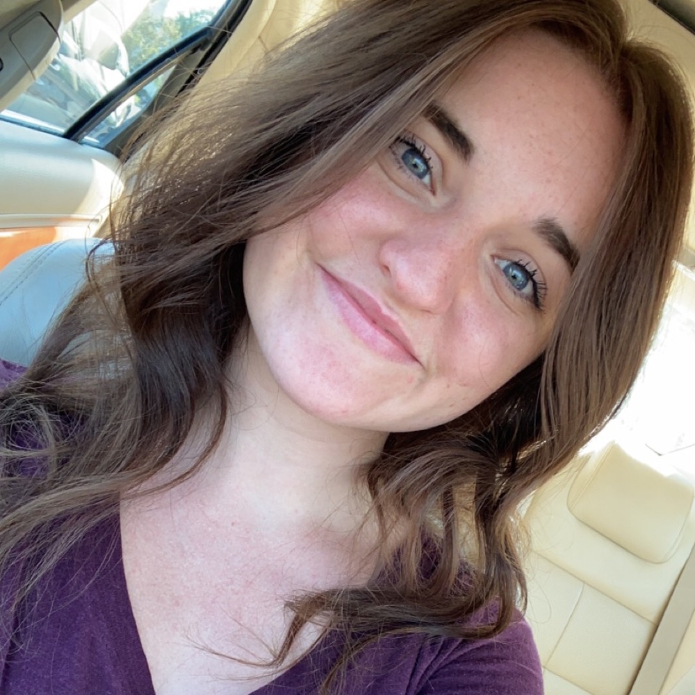 Meet your Posher, Julia